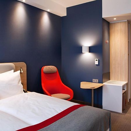 Holiday Inn Express - Kaiserslautern By Ihg Exterior photo