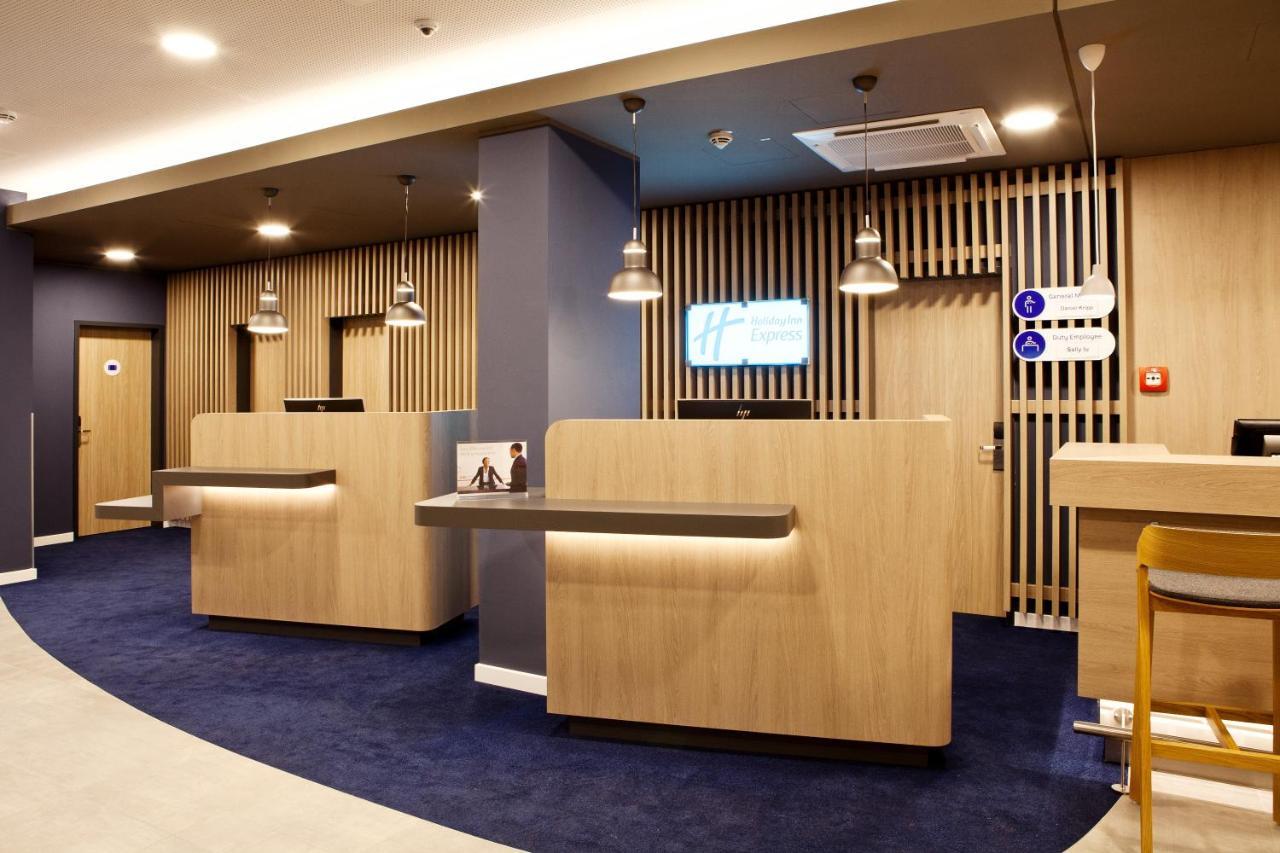 Holiday Inn Express - Kaiserslautern By Ihg Exterior photo