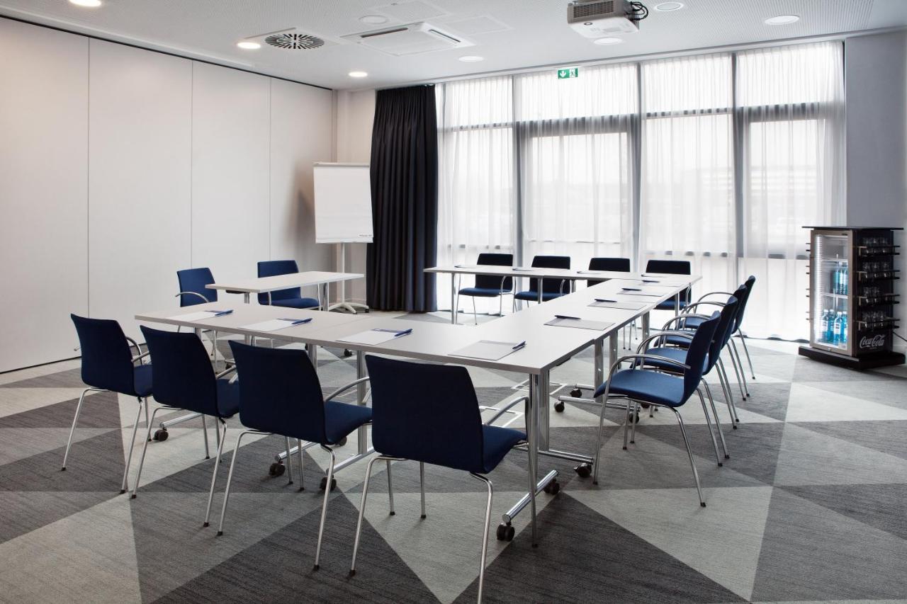 Holiday Inn Express - Kaiserslautern By Ihg Exterior photo