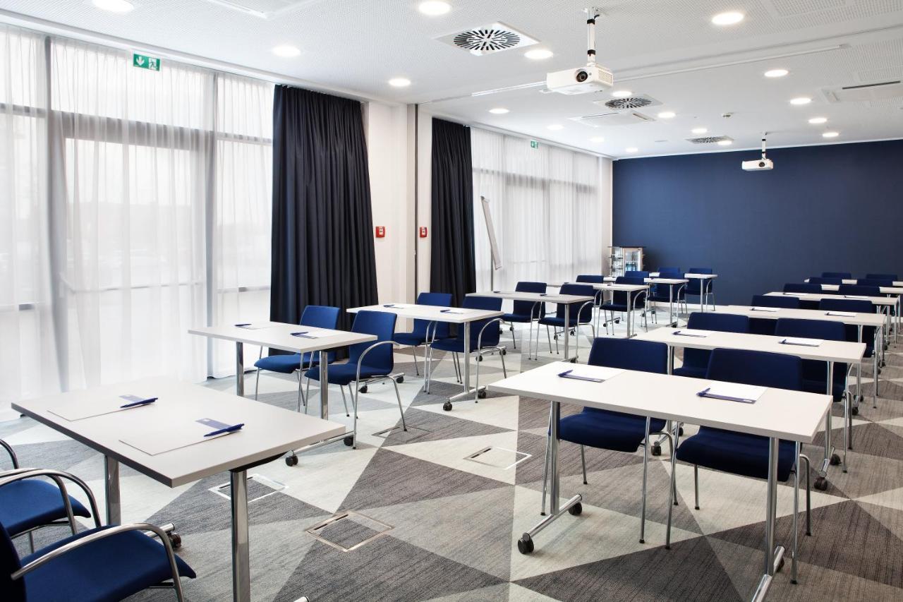 Holiday Inn Express - Kaiserslautern By Ihg Exterior photo